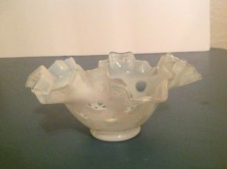 Fenton White Opalescent Coin Dot Optic Ruffle Bowl About 7 1/4 " Wide 3 1/4 " Tall