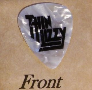Thin Lizzy - Vivian Campbell Band Signature Logo Guitar Pick - (w)