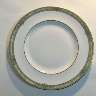 Vintage Royal Doulton England Isabella 10.  5 " Dinner Plate Euc