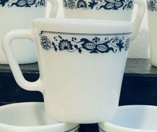 6 Vintage Pyrex Milk Glass Old Town Blue Onion 1410 Coffee/cups Mugs D Handle