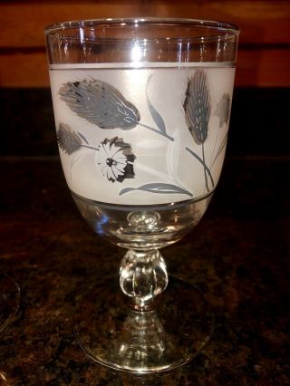 Two (2) Vintage Libbey Glass Frosted Silver Leaf Wine Glasses Cocktail 5