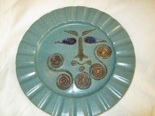 Bennington Potters Vermont David Gil " Greek Head " Fluted - Edge Turquoise Plate