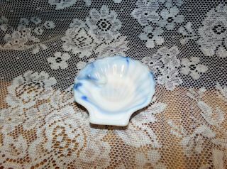 Shell Dish - Akro Agate Blue And White Marble Slag Glass 246