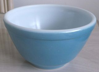 Vintage Small Pyrex Mixing Bowl 401 1 1/2 Pt.  Blue Vert