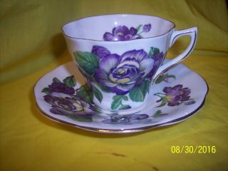 Rosina Bone China Cup And Saucer Vintage " Purple Flower " Design 5064 England