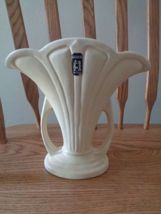 Vintage Ivory Granada Pottery Usa Vase 47 - 9
