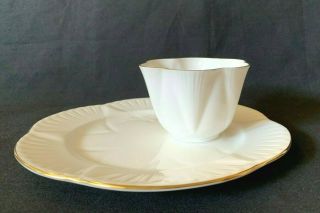 VINTAGE SHELLEY REGENCY DAINTY SNACK SET PLATE AND CUP GOLD TRIM 1 of 4 4
