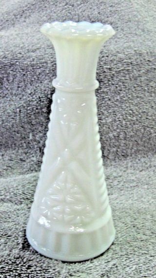 Bud Vase White Milk Glass Stars And Bars Design Flair Top 6 " Tall