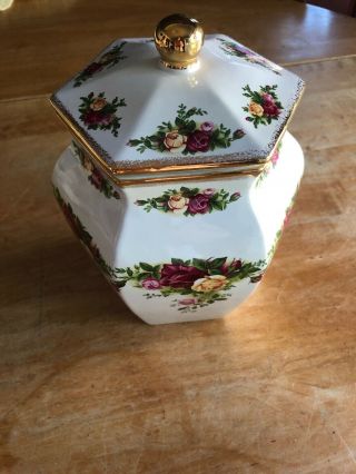 Royal Albert Old Country Roses Basket Weave Biscuit Jar