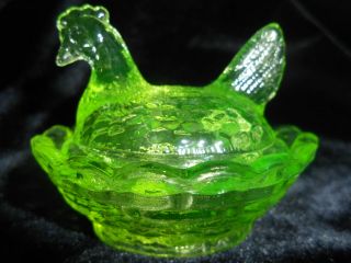 Green Vaseline Glass Salt Cellar Hen Chicken On Nest Basket Dish Uranium Egg Art