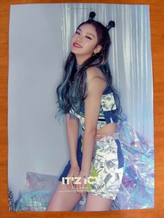 Itzy - It’z Icy (yeji Ver. ) [official] Poster K - Pop