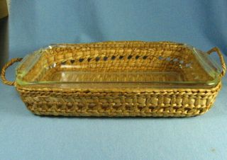 Vintage Pyrex Casserole With Woven Serving Sleeve 1 1/2 Quart Baking Dish