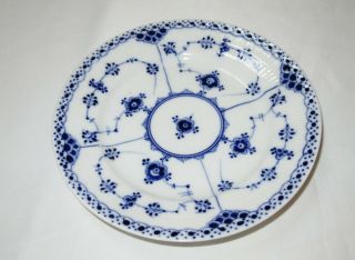 1 Royal Copenhagen Blue Fluted Half Lace Bread Dessert Plate 576