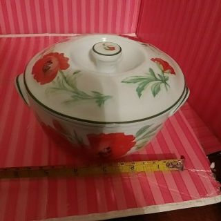 Royal Worcester Fine Porcelain " Poppies " Round Casserole With Lid - 1990