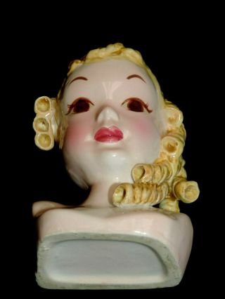 VINTAGE 1950 ' S YOUNG GIRL LADY HEAD VASE BLONDE HAIR IN RINGLETS 5 3/4 