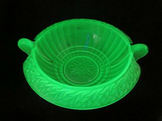 Art Deco Glass Green Uranium Walther & Sohne Glass Berlin Centrepiece Bowl