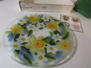 Peggy Karr Signed Fused Art Glass Plate Daffodils 7 - 1/2 "