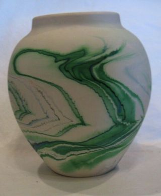 Large Nemadji Pottery Native Art Swirled Colors Vase - 8 " Tall And 6.  5 " Wide