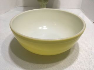 Vintage Early Pyrex Primary Yellow Mixing Nesting Bowl No Number Bowl