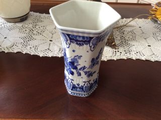 Vintage Delft Blue & White Vase Signed 7.  5h By 4.  5w