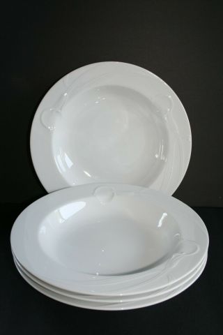 Mikasa Classic Flair Set Of 4 White Soup Pasta Bowls 9 Inches