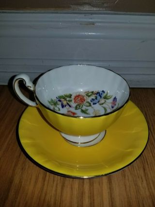 Vintage " Aynsley " Butterfly & Flowers Teacup & Saucer England Yellow