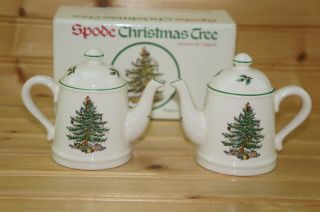 Spode Christmas Tree Teapot Salt Pepper Shaker SET - MADE IN ENGLAND 2
