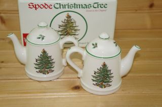 Spode Christmas Tree Teapot Salt Pepper Shaker SET - MADE IN ENGLAND 4