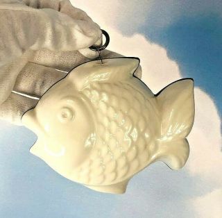 Vintage Bassano Italy Ceramic Wall Hanging Mold Small Fish 5” White Blue