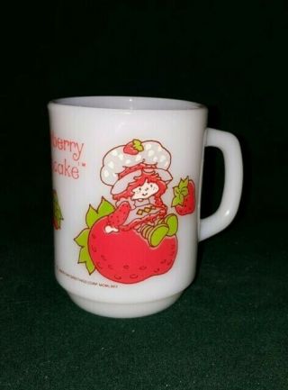 1980 Anchor Hocking Strawberry Shortcake Coffee Mug 10 Oz Milk Glass Cup