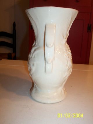 Vintage McCOY Pottery White Peacock Bird of Paradise Double Handles Vase EUC 4