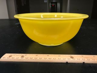 Pyrex Yellow 323 1.  5 L Corning Mixing Bowl With Clear Bottom