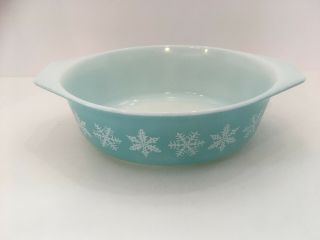 Vintage Pyrex Turquoise Snowflake 1.  5 Qt.  043 Casserole Dish - No Lid