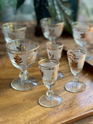 Vintage - 1950s Gold Overlay Wine and Cordial Glassware 4