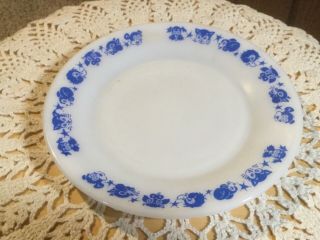 Vintage White Milk Glass 7” Plate.  Blue Animals.