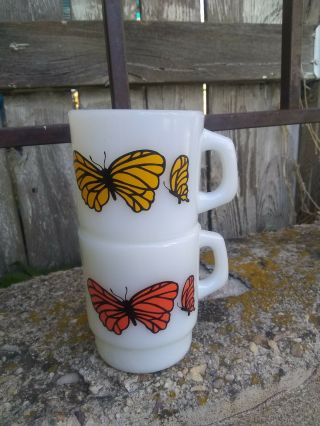 Vintage Anchor Hocking Coffee Mugs Butterfly Pattern Milk Glass Set Of 2