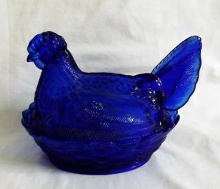 Vintage Cobalt Blue Glass Hen Chicken On Nest