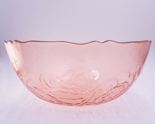 3 Vintage Arcoroc Rosa France Rosaline Pink Glass Salad Serving Bowl 9.  25 " Large