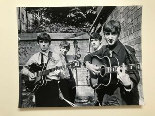 The Beatles Great Photograph 8 X 10 To Frame Photo