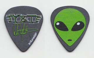 Y&t Dave Meniketti Signature Space Alien Black Guitar Pick - 2017 Tour