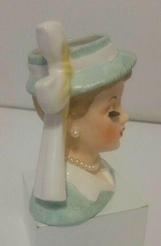 VINTAGE NAPCO LADY HEAD VASE - PEARL NECKLACE,  EARRINGS - GREEN DRESS,  HAT,  BOW 3