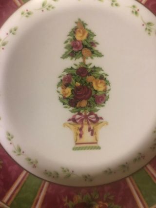 2006 ROYAL ALBERT OLD COUNTRY ROSES SEASONS OF COLOUR HOLIDAY SALAD PLATE Accent 2