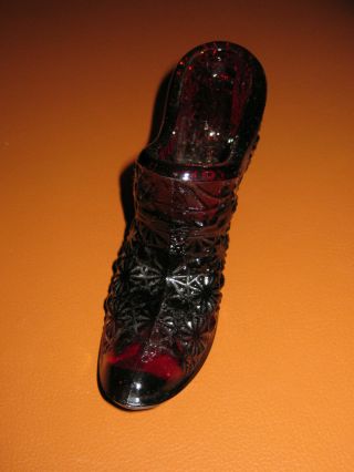 VINTAGE Fenton Ruby Red Daisy Glass Shoe Slipper ART GLASS 3