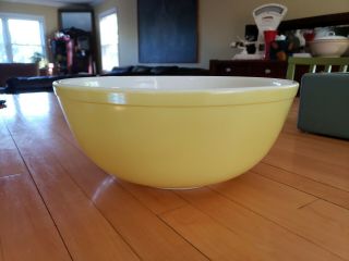 Vintage Pyrex Citrus Bowl Large 4 Qt Mixing Bowl 404 11 Yellow
