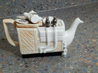 Portmeirion England ‘Botanic Garden’ 1 Cup Kitchen Sink Mini Teapot.  Paul Cardew 4