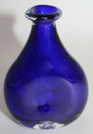 Nan Meader Vintage Studio Art Glass Cobalt Blue Bottle Vase Signed 6/80