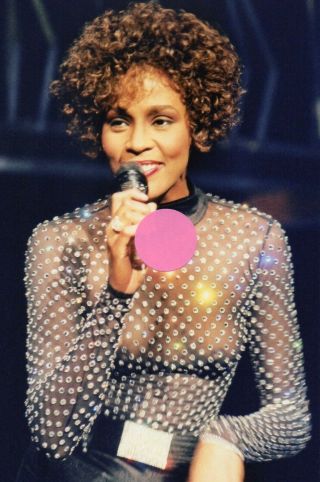 Whitney Houston 9 - 4x6 Color Concert Photo Set 2aa