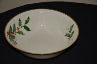 Lenox Holiday Vegetable Serving Bowl Christmas Holly Berries W/ Gold Trim