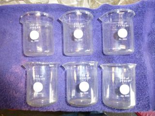 Vintage Pyrex Lab Glassware 1000 Glass Beaker 250ml Set Of 6 Science Chemistry