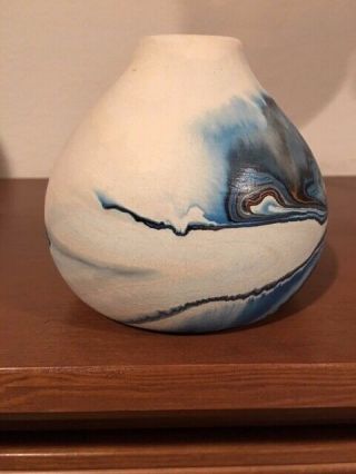 VTG Nemadji Swirl Vase 4” Tall Indian Pottery Native Clay Hand Made USA Stamped 2